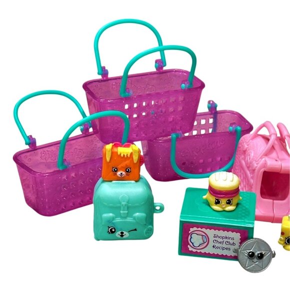 Shopkins Lot of Figures and Misc Accessories 24 Pieces Moose Toys - Picture 2 of 6